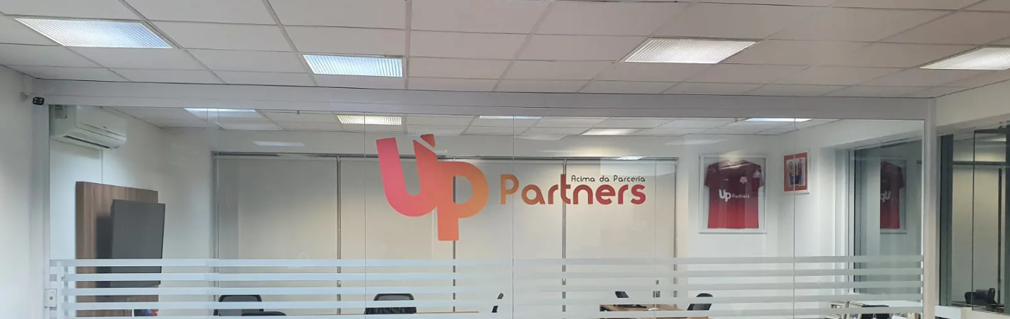 A UP PARTNERS